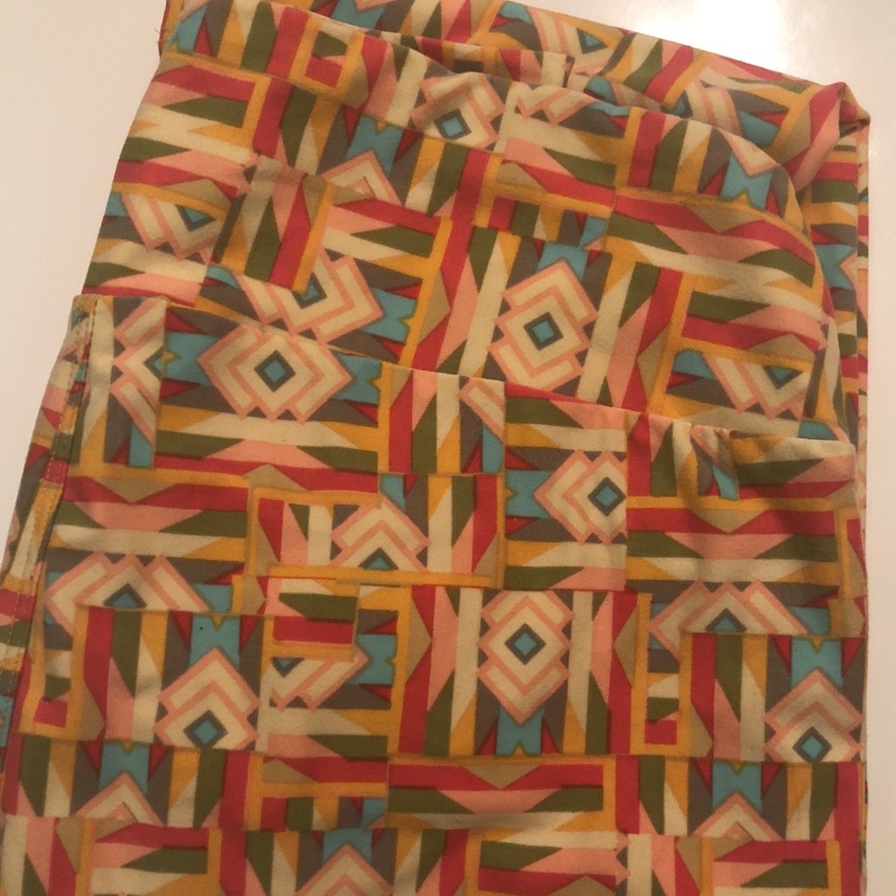 Lularoe Tall and Curvy Butter Soft leggings